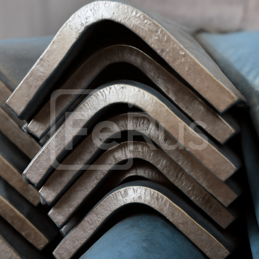 Профиль гнутый неравнополочный 90х70х4 мм Ст2кп ГОСТ 19772-93